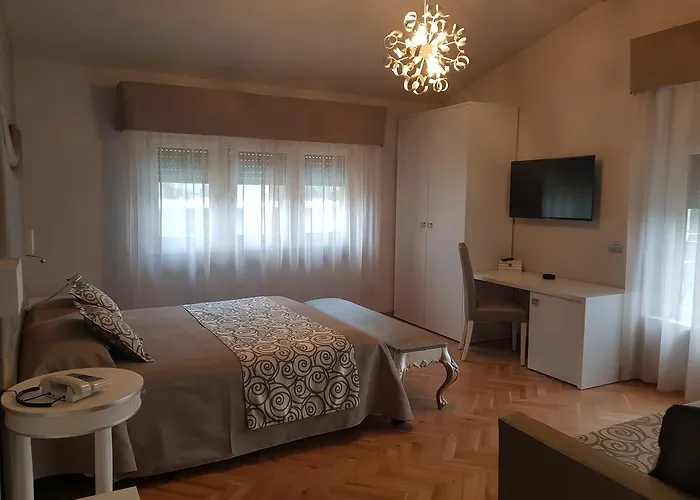 Bellevue מלון 3*